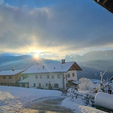 וילאנדרו Schweiggerhof -Agriturismo- Farm Holidays מראה חיצוני תמונה
