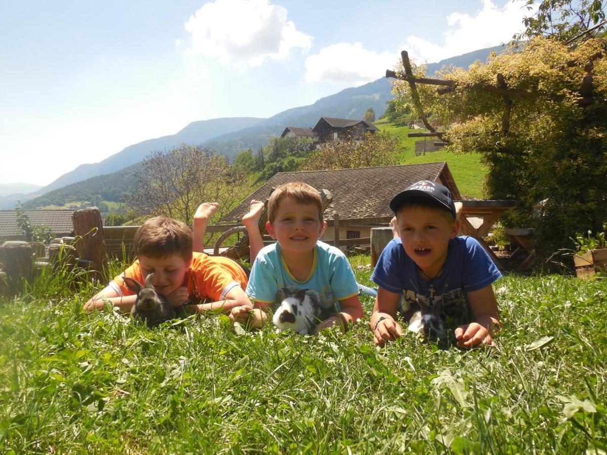 וילאנדרו Schweiggerhof -Agriturismo- Farm Holidays מראה חיצוני תמונה