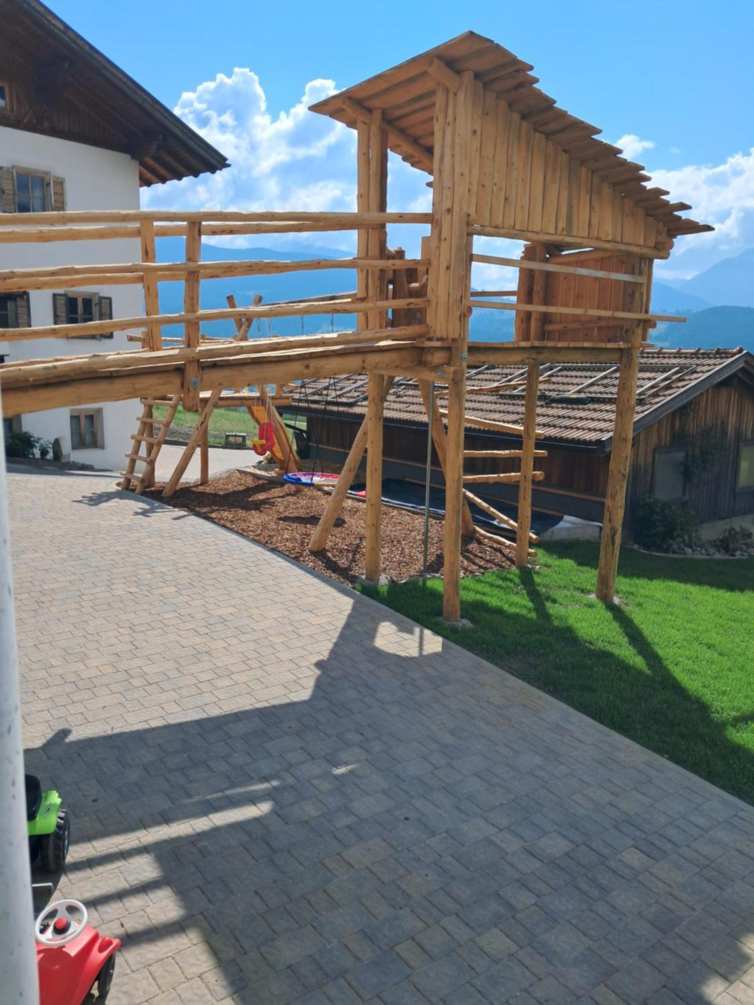וילאנדרו Schweiggerhof -Agriturismo- Farm Holidays מראה חיצוני תמונה