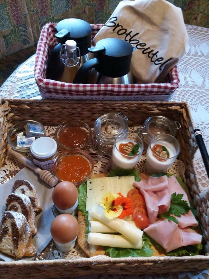 וילאנדרו Schweiggerhof -Agriturismo- Farm Holidays מראה חיצוני תמונה